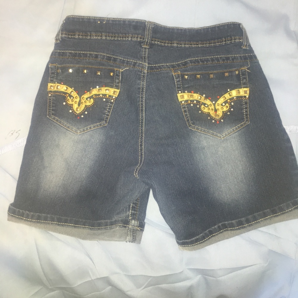 Gold Design pockets Denim Shorts