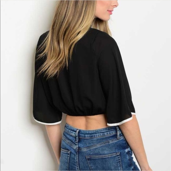 Cropped Ruffle Sleeve Top - Picture 2 of 5