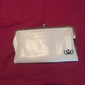 Goorin Bros white clutch