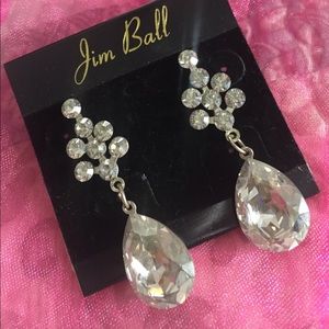 Prom/ fancy earrings