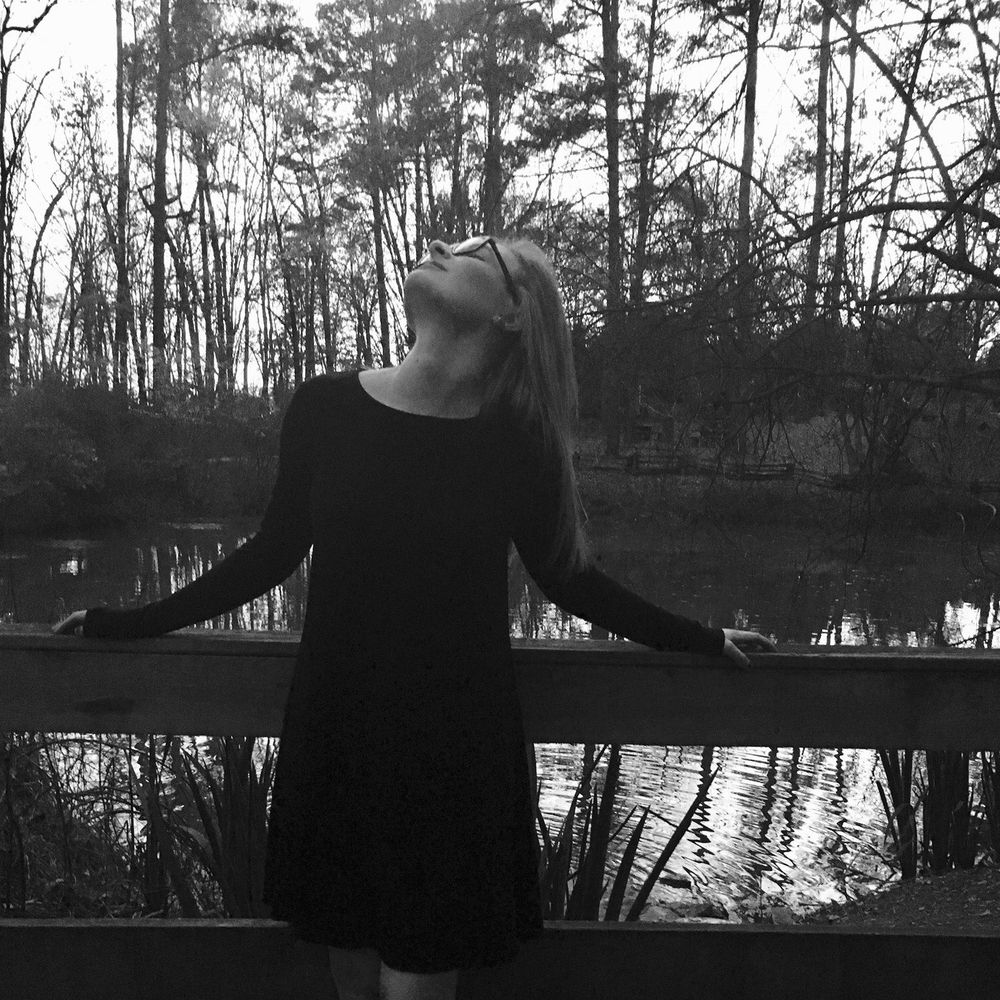 Meet your Posher, Emilee