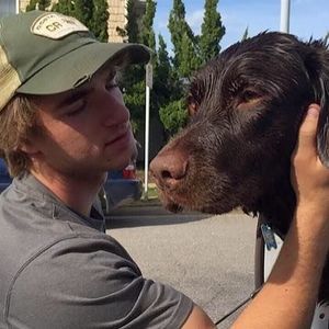 Meet your Posher, Casey