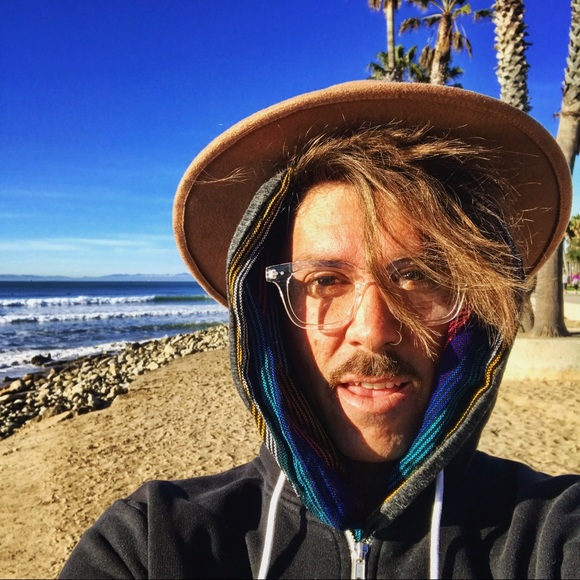 Meet your Posher, Bradley - Picture 3 of 4