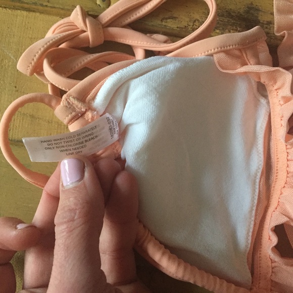 VS VICTORIA'S SECRET RUFFLE STRING BIKINI TOP S - Picture 7 of 9
