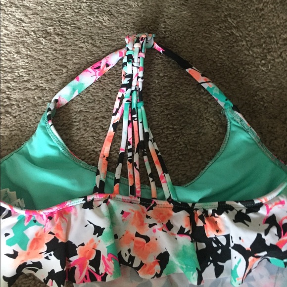 Swimsuit - Picture 2 of 2