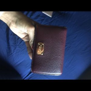 Classy wallet that any lady would love her purse