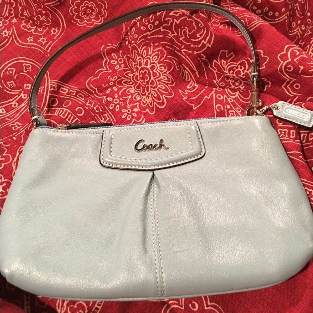 🎀 COACH 🎀 Small wallet purse / wristlet