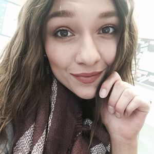 Meet your Posher, Savannah