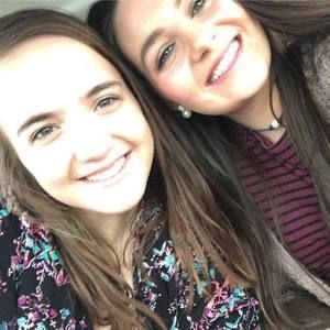 Meet your Posher, Amelia