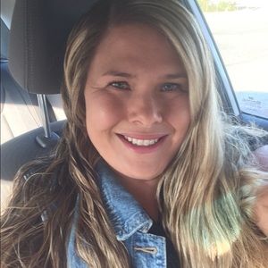 Meet your Posher, Kimberly