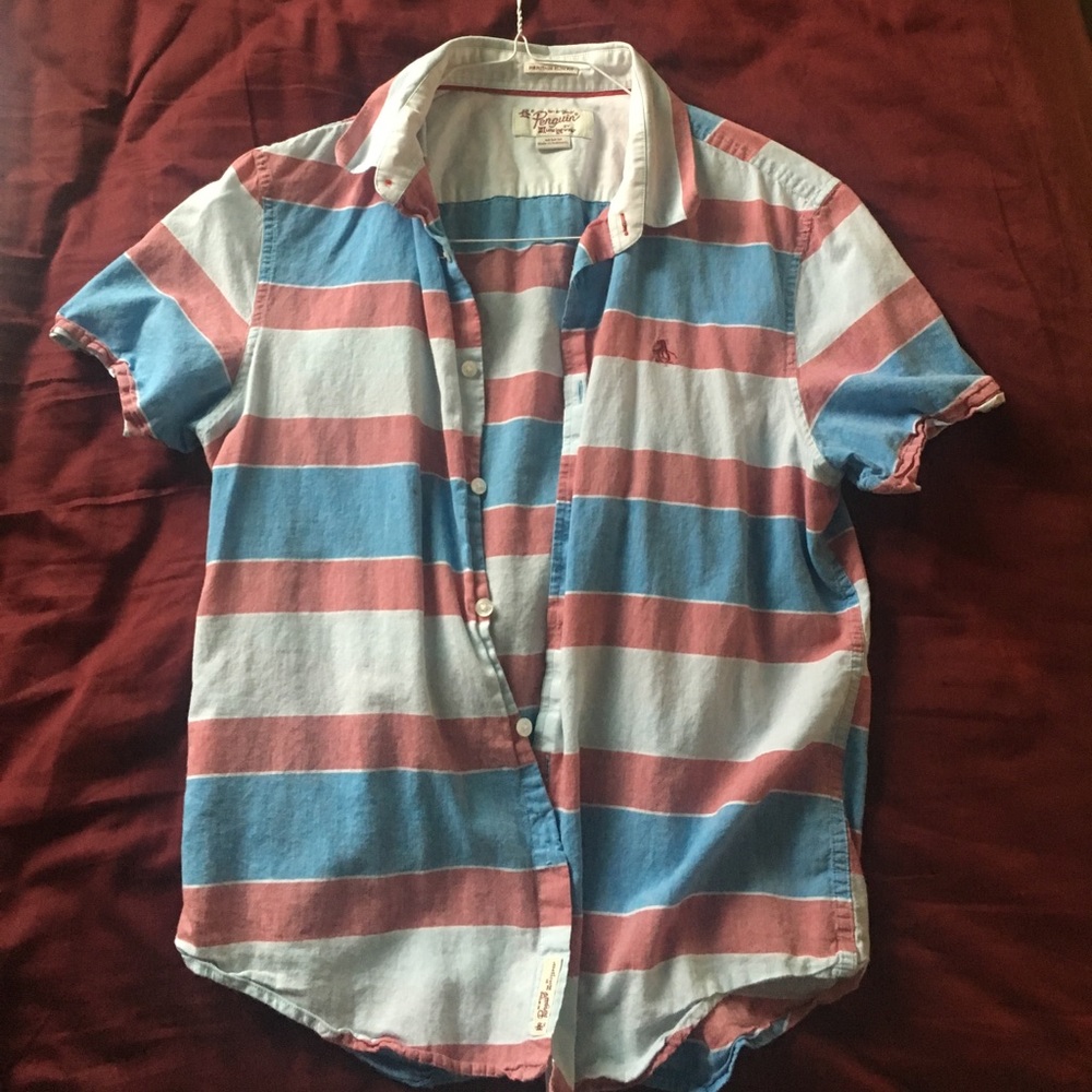 Penguin light, casual button down