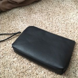 Black Clutch