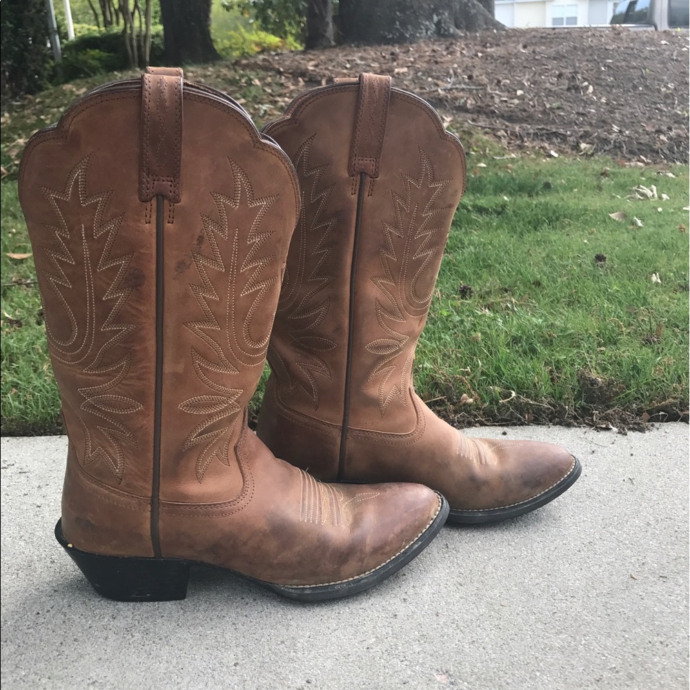 Ariot Cowgirl Boots