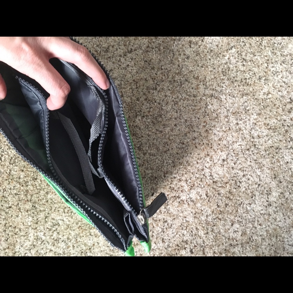 Bag organizer