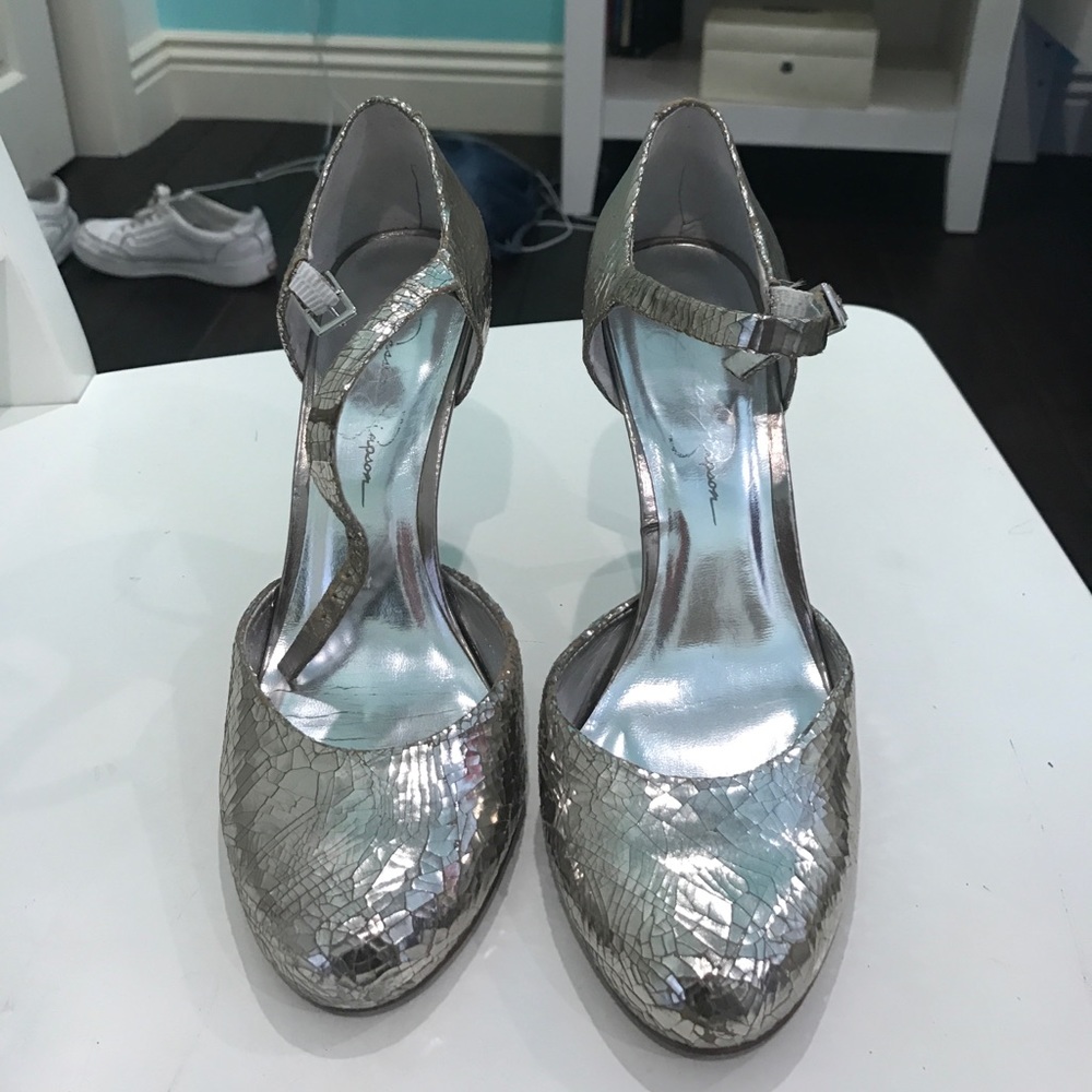 Woman's heels - Picture 2 of 4