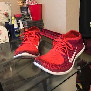 Nike free fly knit 4.0