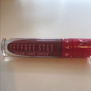 Jeffree Star Velour Liquid Lipstick Designer Blood