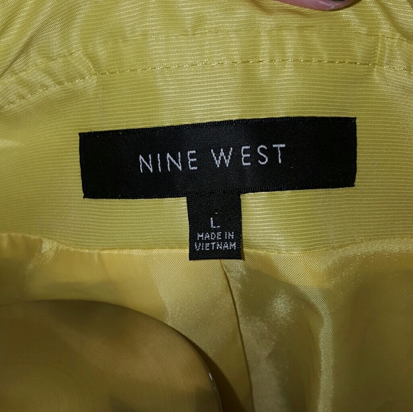 Jacket - Picture 4 of 4