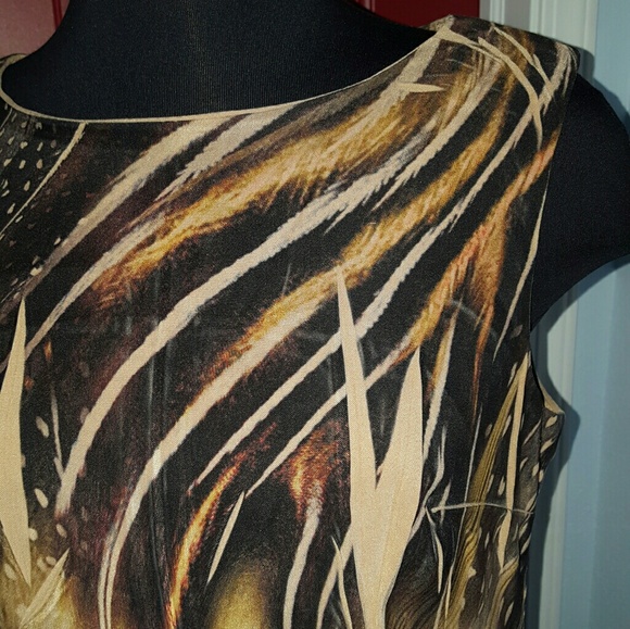 Dress - Picture 2 of 4