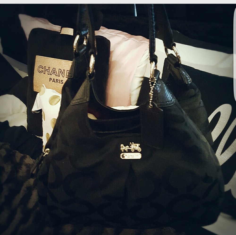 Coach NWOT BAG!! - Picture 2 of 7