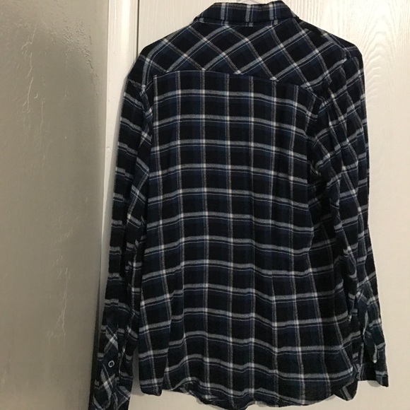 Micro Shirt - Picture 2 of 3