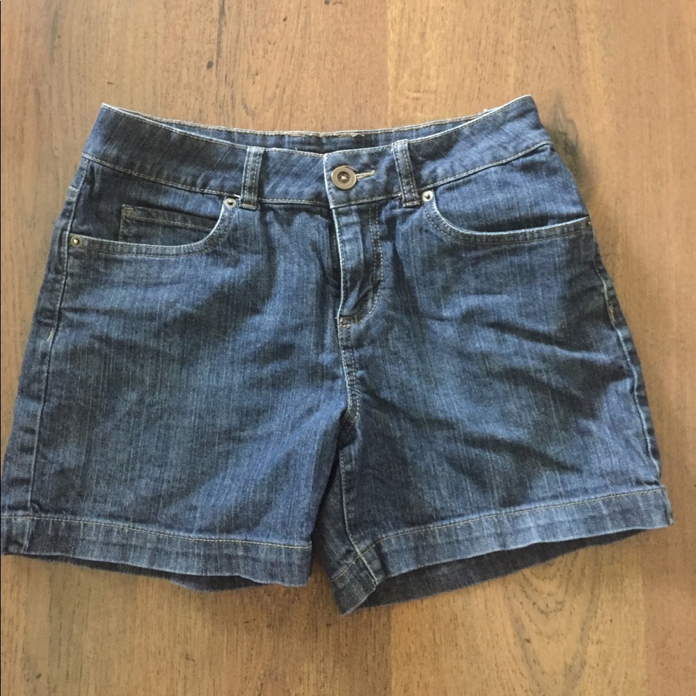 Merona fit 1 denim shorts