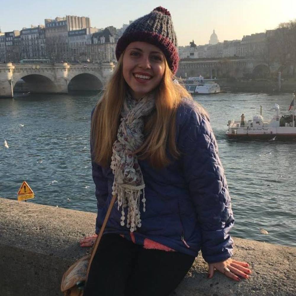 Meet your Posher, Caroline