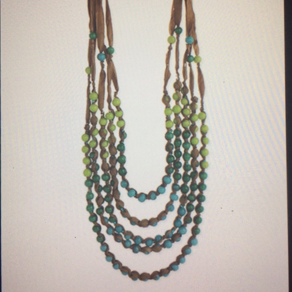 Blue & green bead ribbon necklace