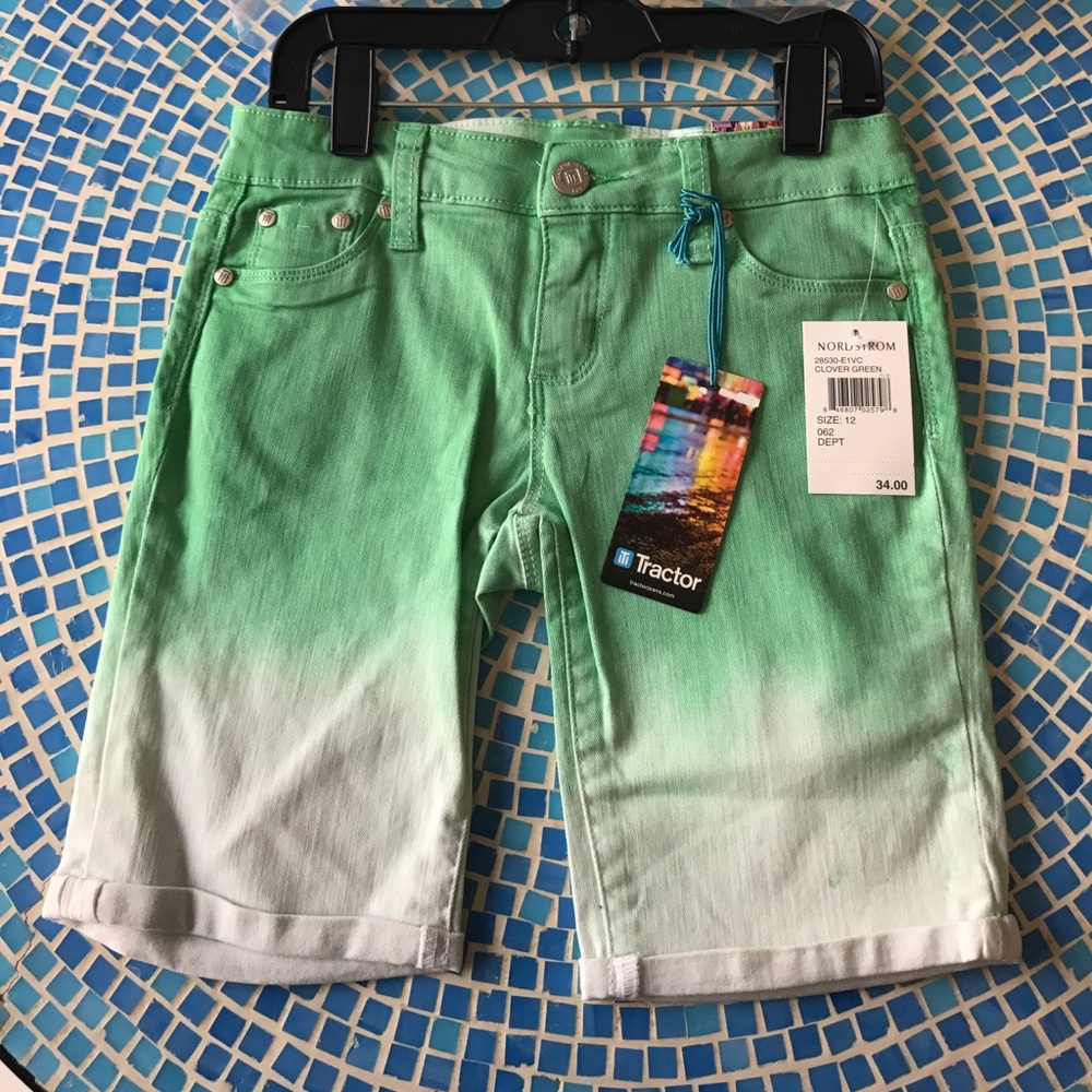 Tractor kids shorts in ombré green