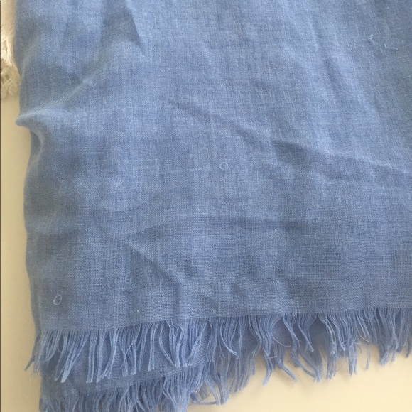 3 Spring scarves! - Picture 3 of 4