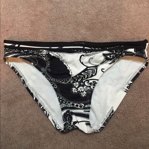 NWOT Tommy Bahama paisley bottoms