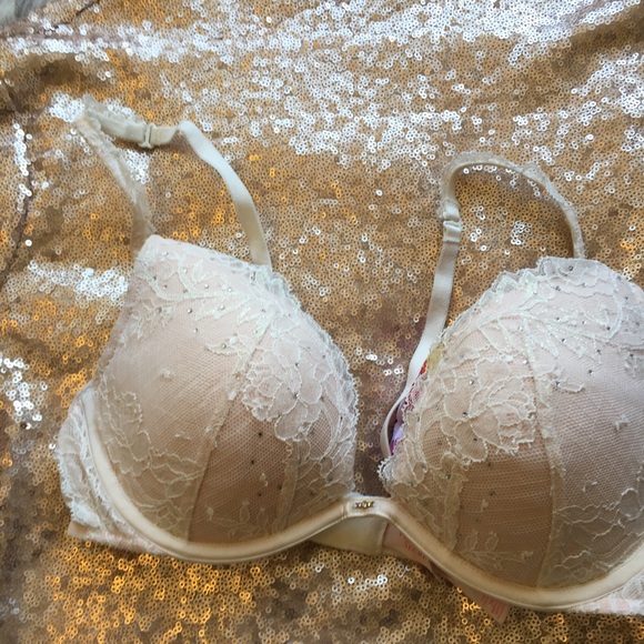 Victoria's Secret Other - Victoria Secret bra
