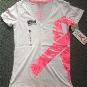Under Armour 'power in pink' V-neck tee