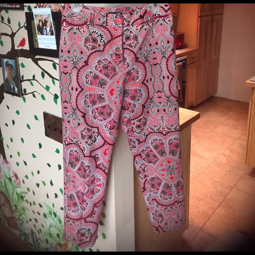 Cute capris in perfect condition