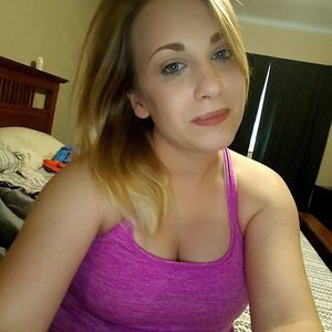 Meet your Posher, Cassandra