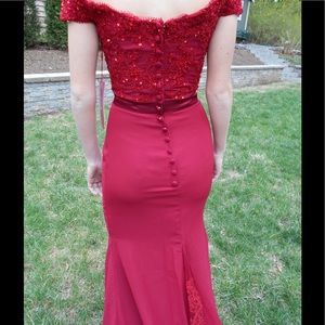 Beautiful red prom/bridesmaids dress.