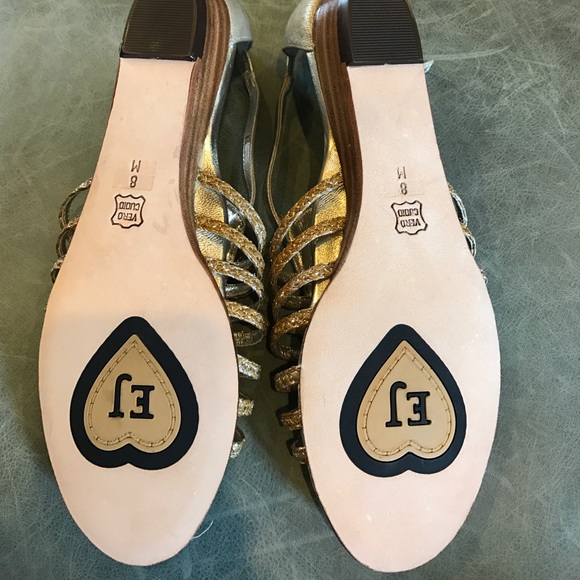 Eric Javits Gold Sandals - Picture 2 of 4