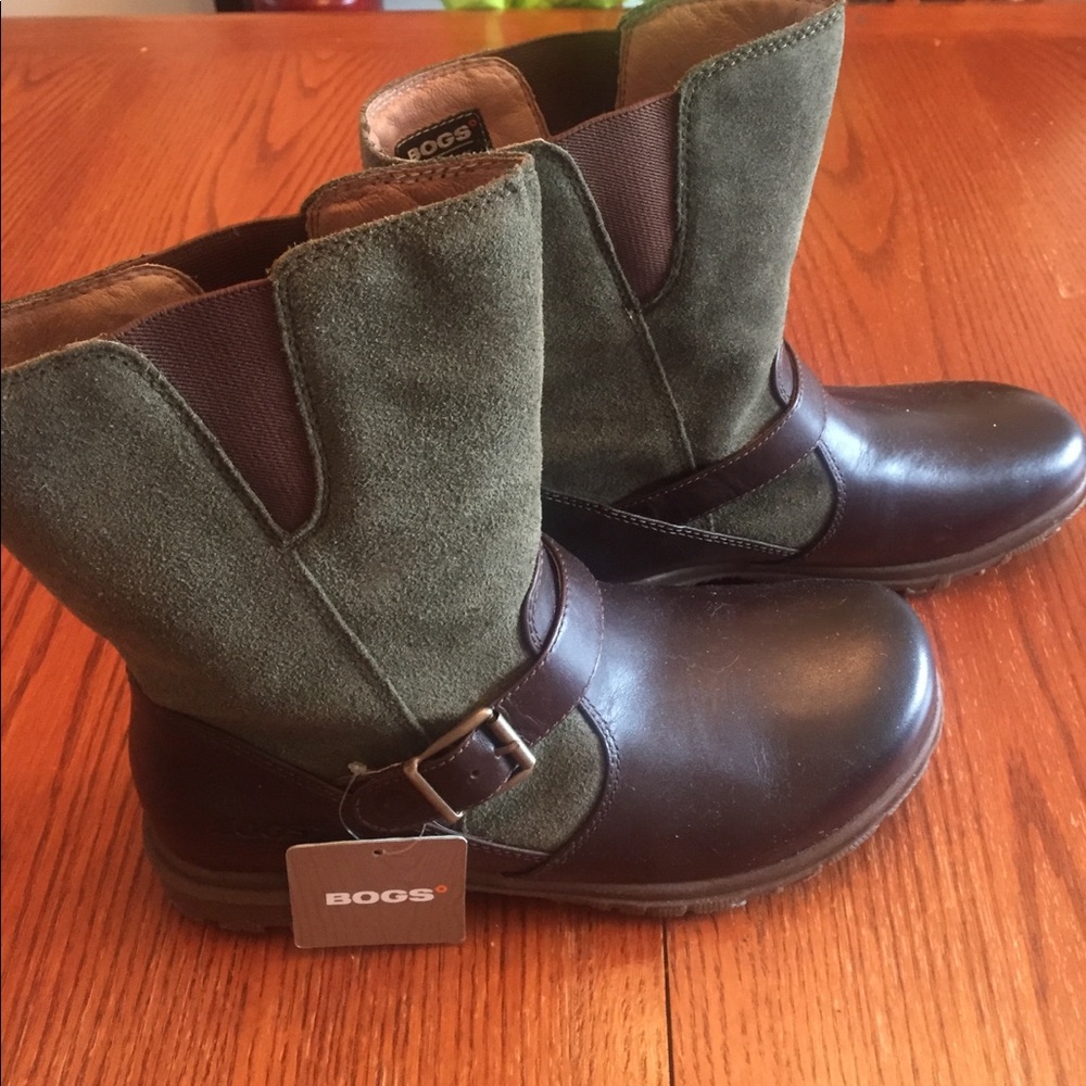 BOGS waterproof leather boots
