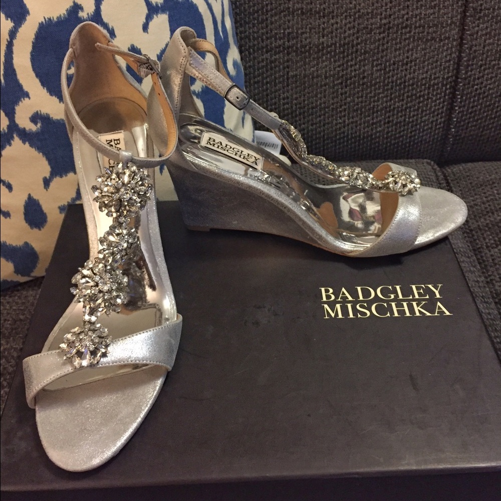 Badgley Mischka Silver "Lovely" Wedges