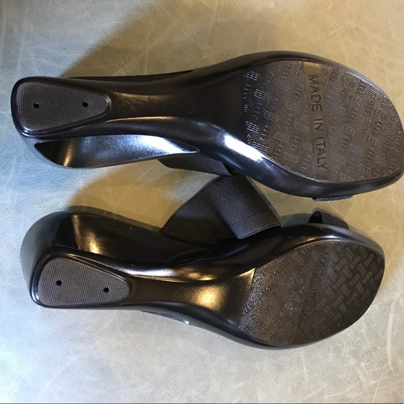 Italian Shoemakers Black stretchy worn 1-2 times - Picture 3 of 3