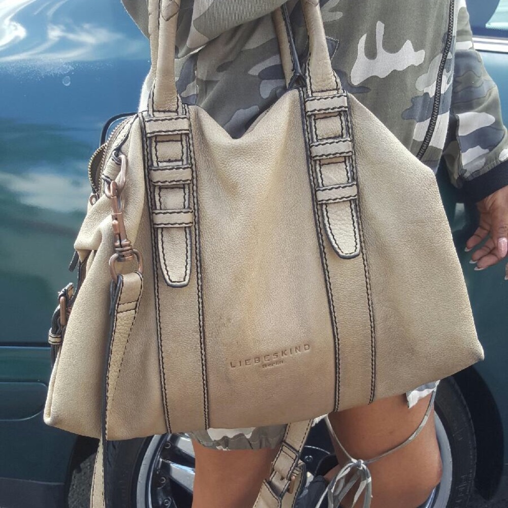 🌟Reserved 🌟🌹Liebeskind🌹Weekender Style Bag🌹