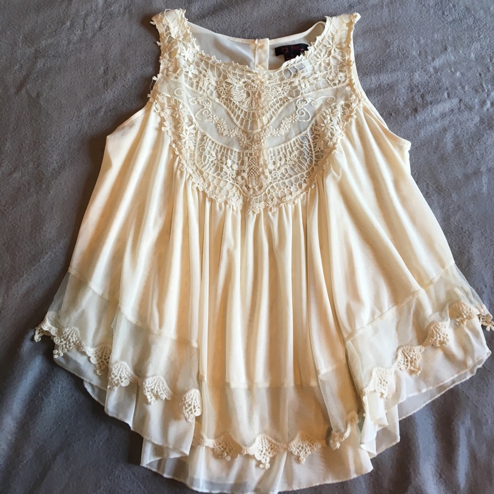 Gorgeous Lace Tanktop