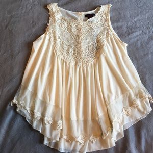 Gorgeous Lace Tanktop