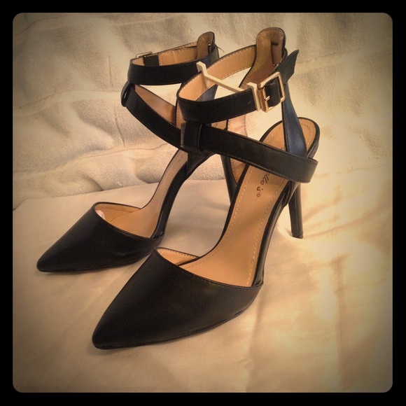 Breckelles Shoes - Brekelles D'orsay heels size 8