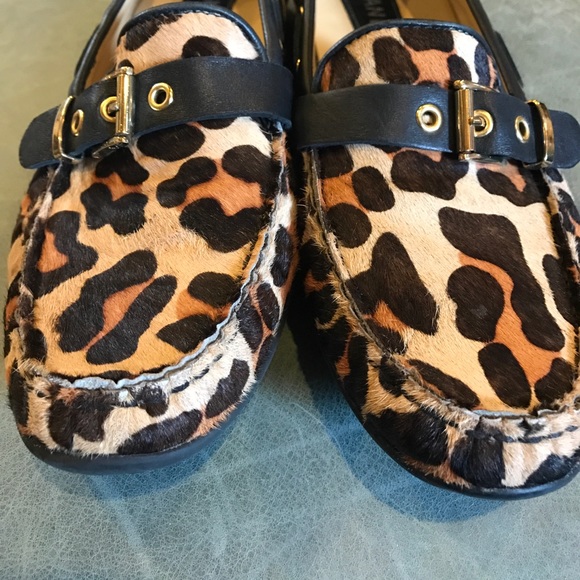 Vaneli Leopard Loafers worn 1-2 times - Picture 4 of 5