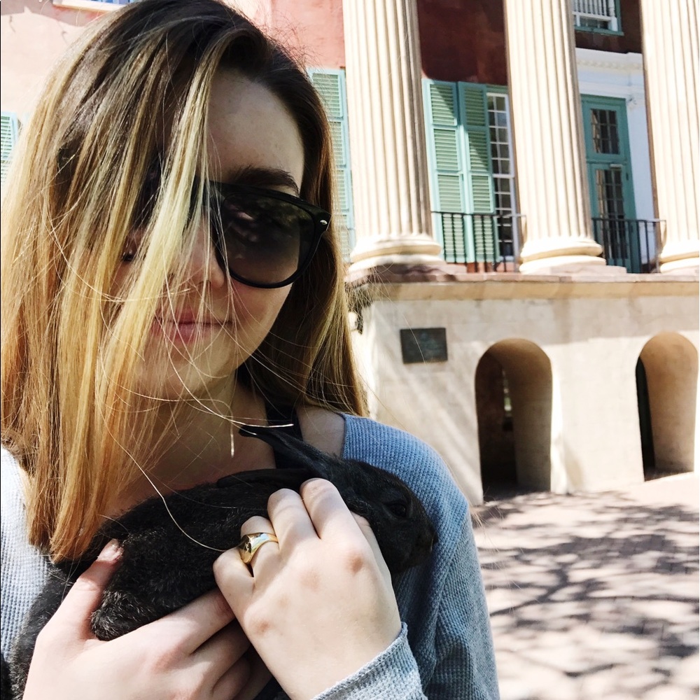 Meet your Posher, Megan