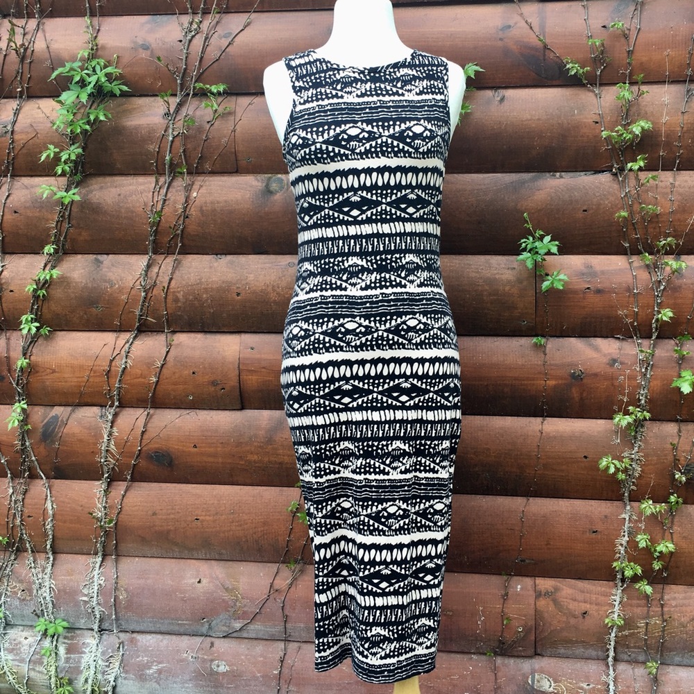 Aztec print knit dress new with tags.