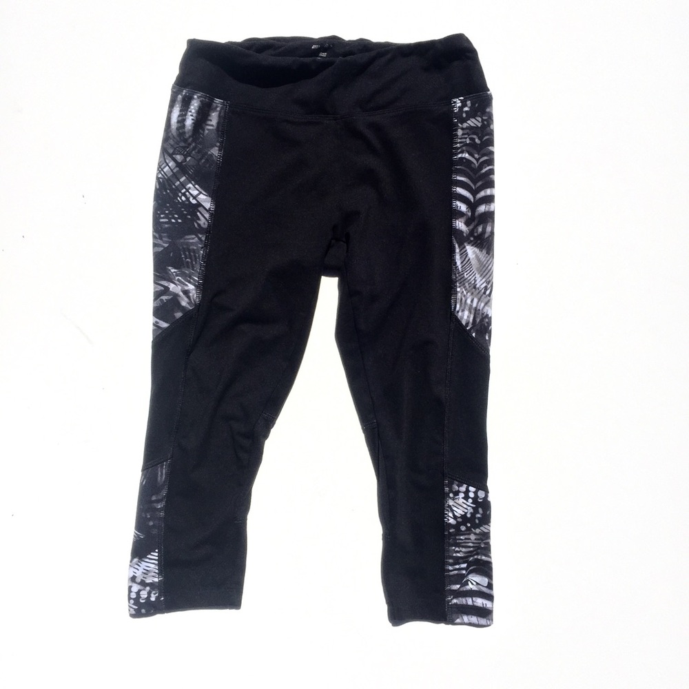 Marika Black & White Zebra Patterned Leggings