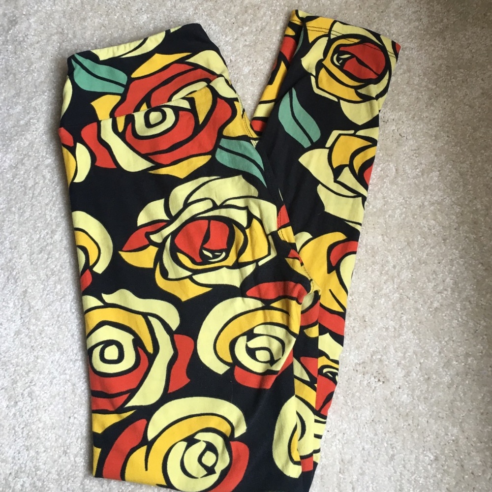 Lularoe OS Disney Roses
