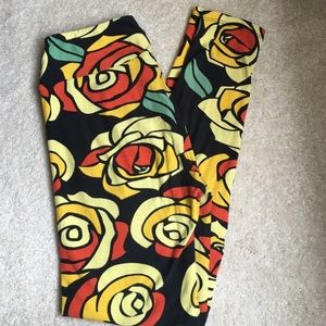 Lularoe OS Disney Roses